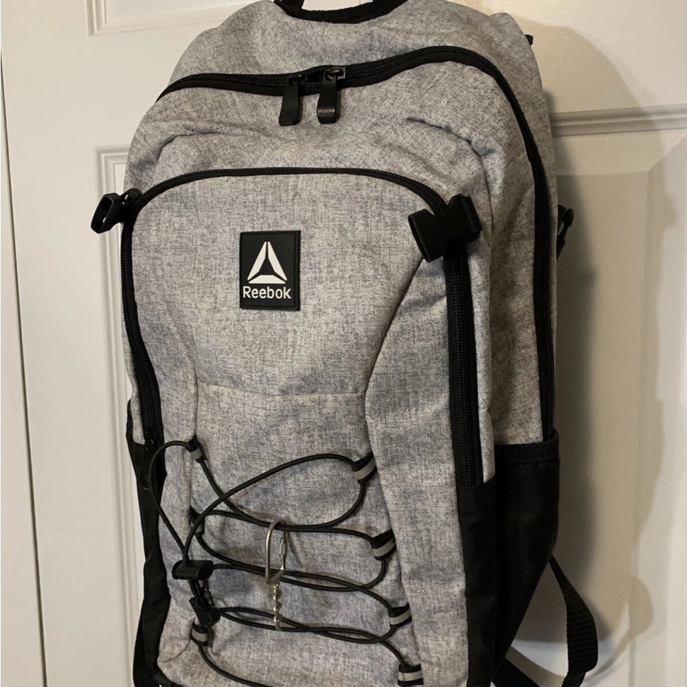 Reebok Light Gray Men's Backpack 19.5” adult Roman‎ laptop